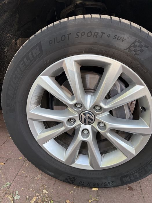 Продам  vw touareg 3.0 tdi. Ідеальний. Офіційний