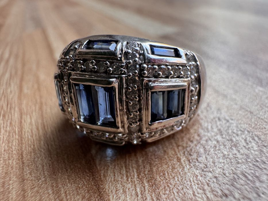 Золотое сапфировое кольцо , в белом золоте 585 с бриллиантами