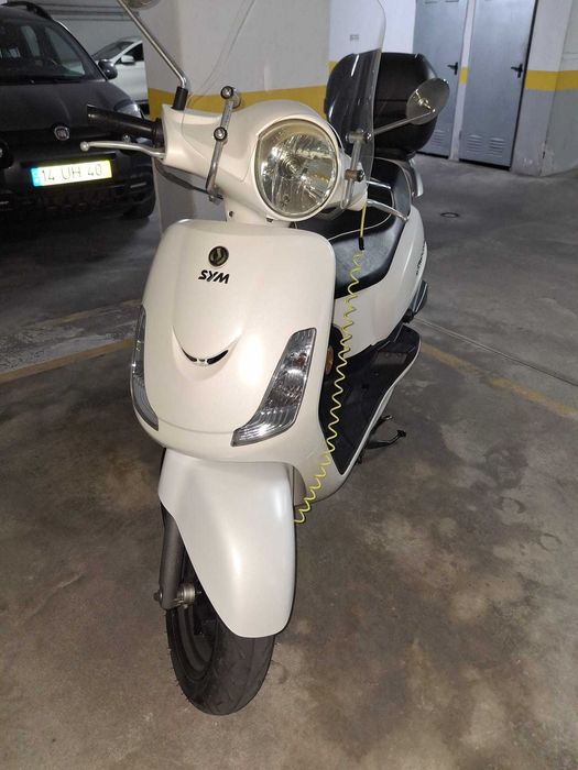 SYM Fiddle II 50S 2014 | 10 Mil Km | Impecável | Com mala + viseira