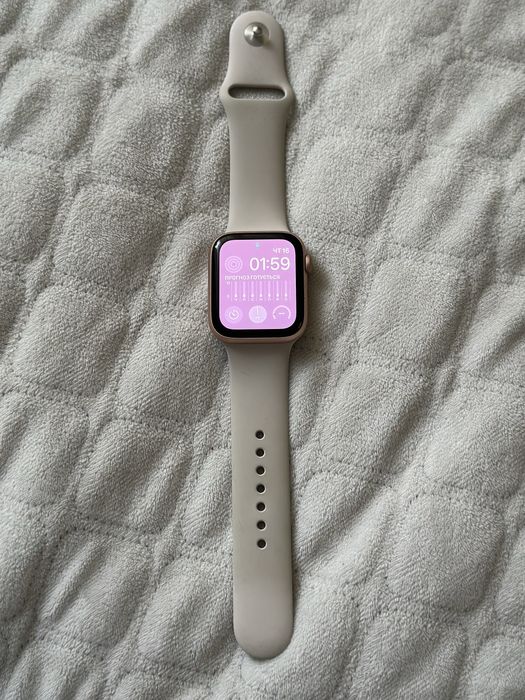 Apple Watch SE 44mm