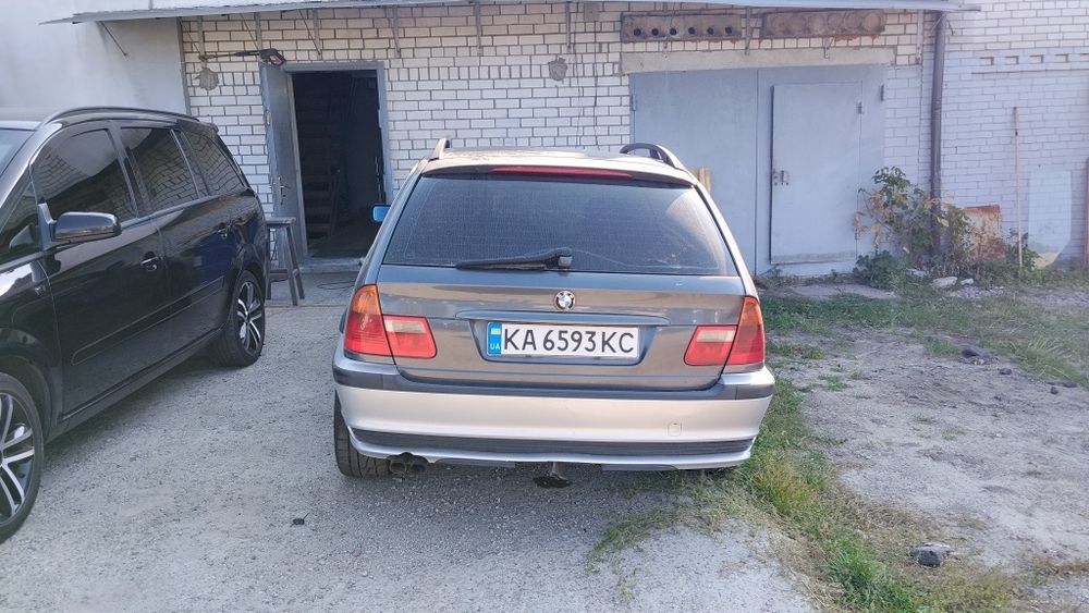 Продам БМВ Е46  2001г