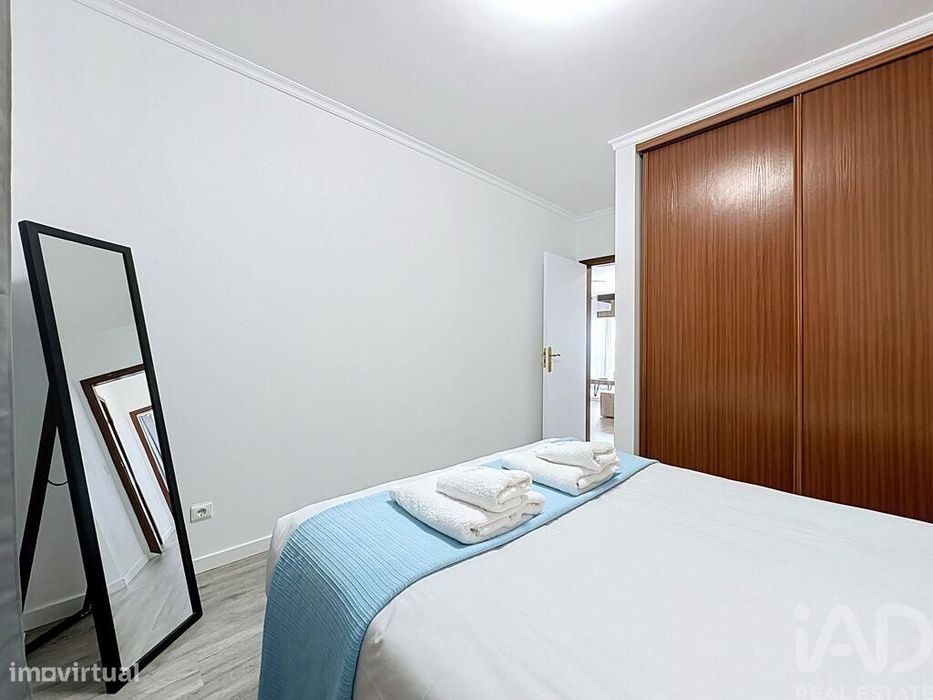 Apartamento T2 em Caniço de 77,85 m2