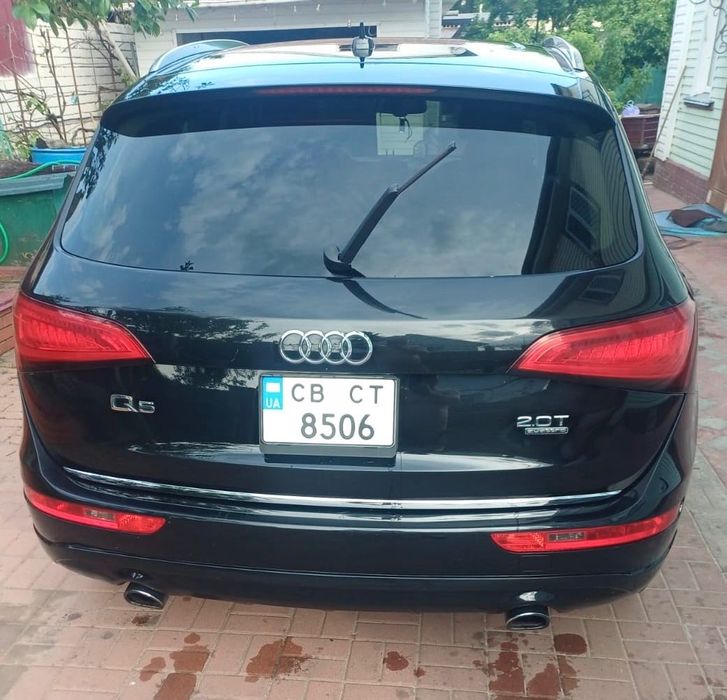 Продам автомобіль AUDI Q5