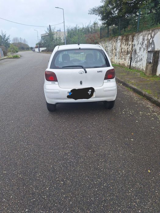 So 225km Vendo toyota yaris d4d comercial 225km em excelente estado