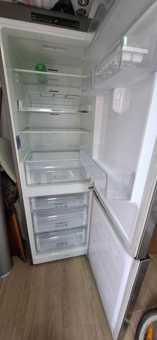 Frigorífico Combinado SAMSUNG RB29FSRNDSA
