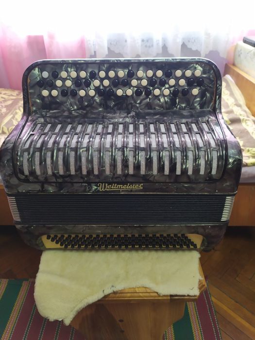 Продам баян ,,Тульський,,