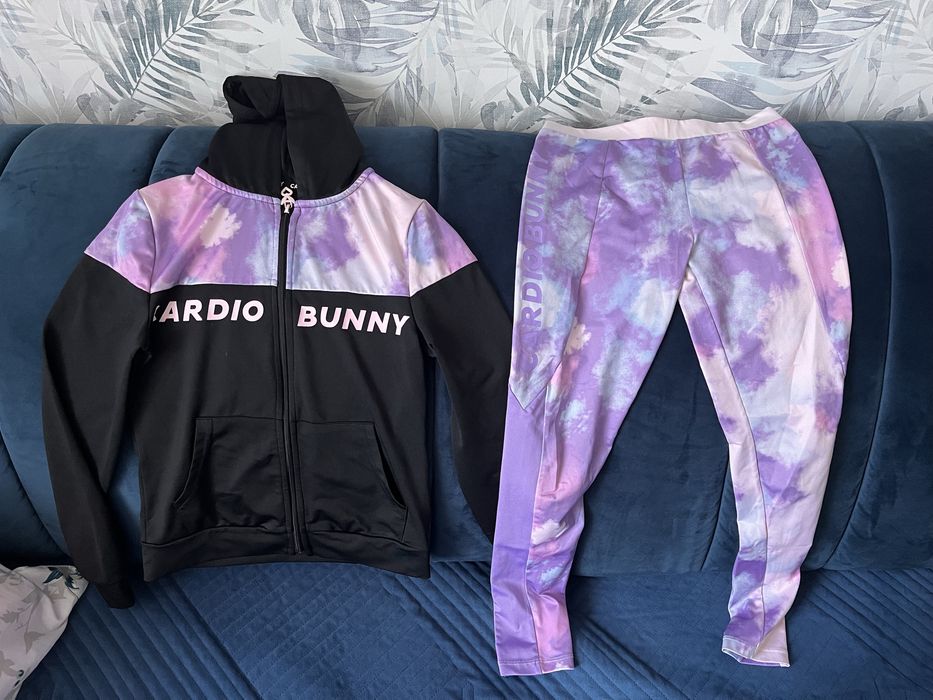 Dres dziewczęcy 134-140