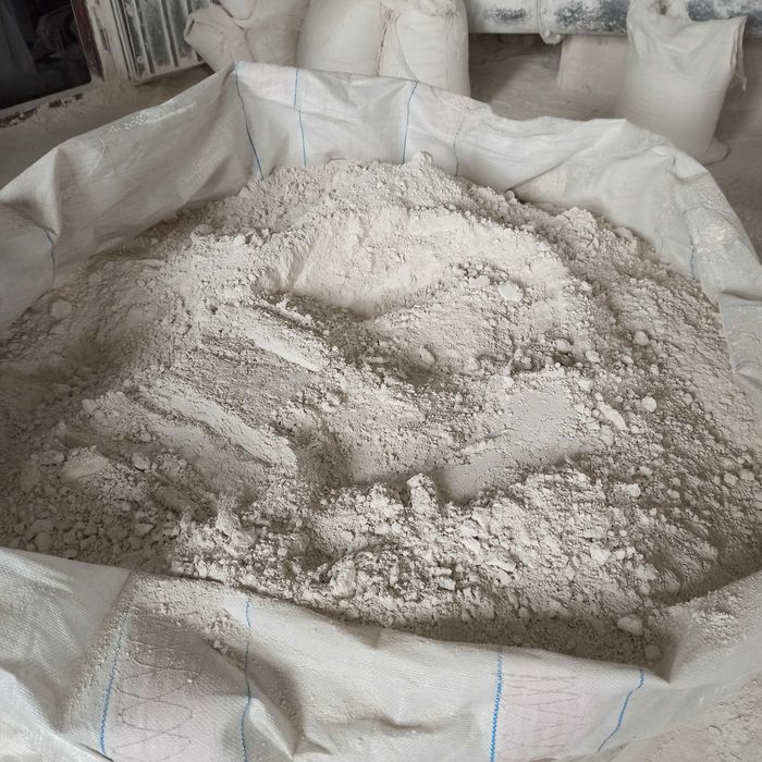 Крейда (кормова та збагачена)  Новгород-Сіверського родовища.