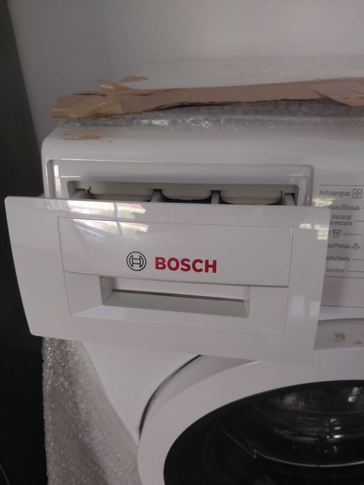 Máquina de lavar de marca Boch