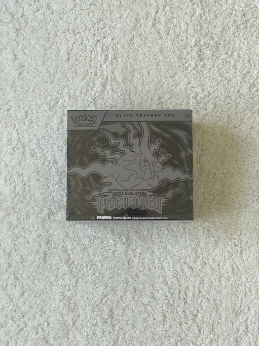 Pokémon TCG - Pitch Black Elite Trainer Box ETB