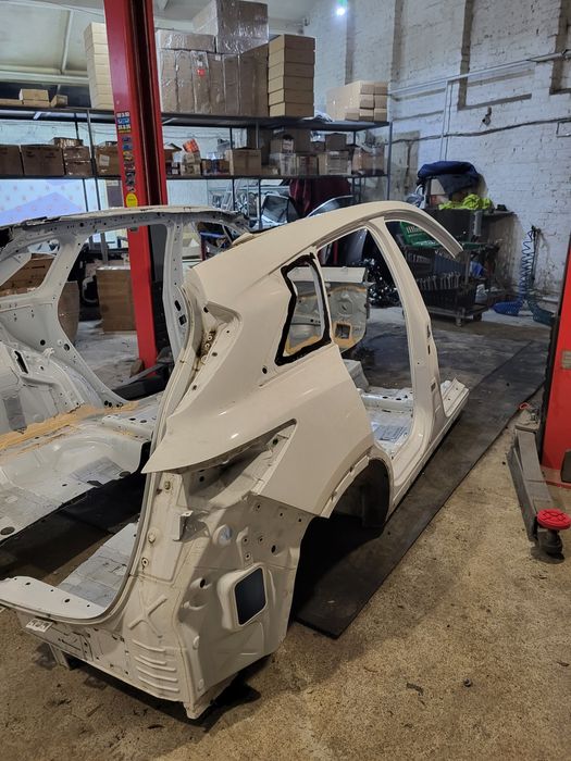 Чверть задня права на infiniti qx50 j55