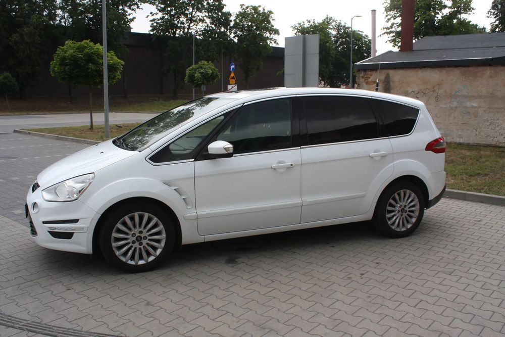 Ford S-Max