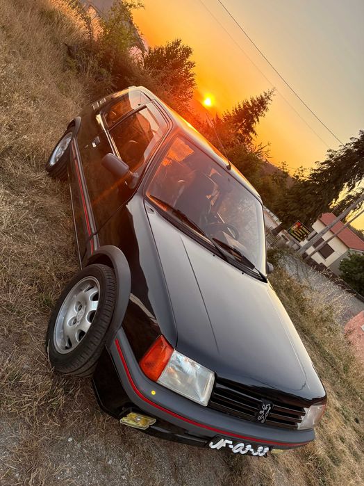 Peugeot 205 GTI
