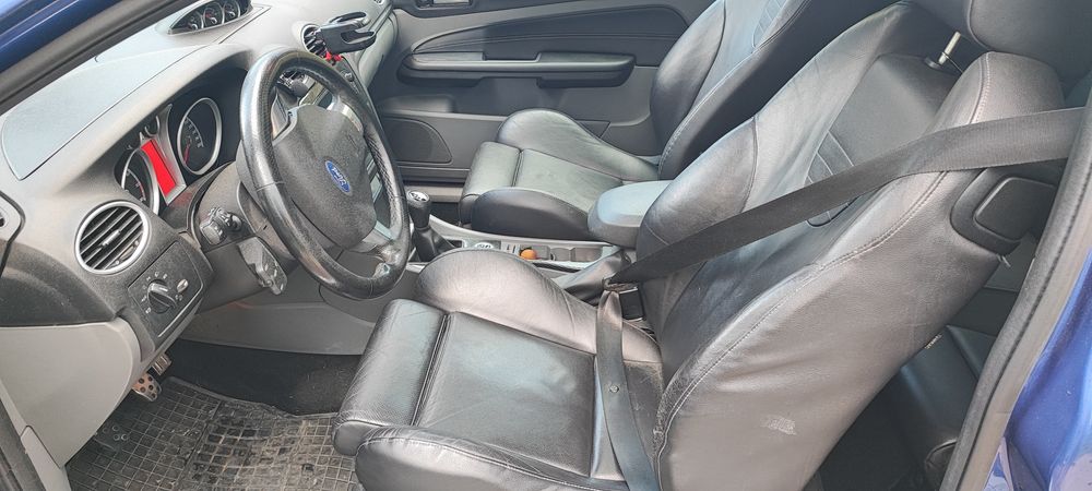 Ford Focus ST225