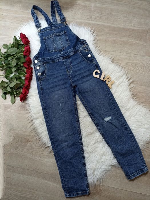 Jeansowe ogrodniczki rozmiar 146