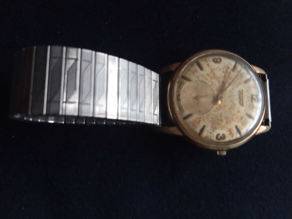 Relógio de marca tissot