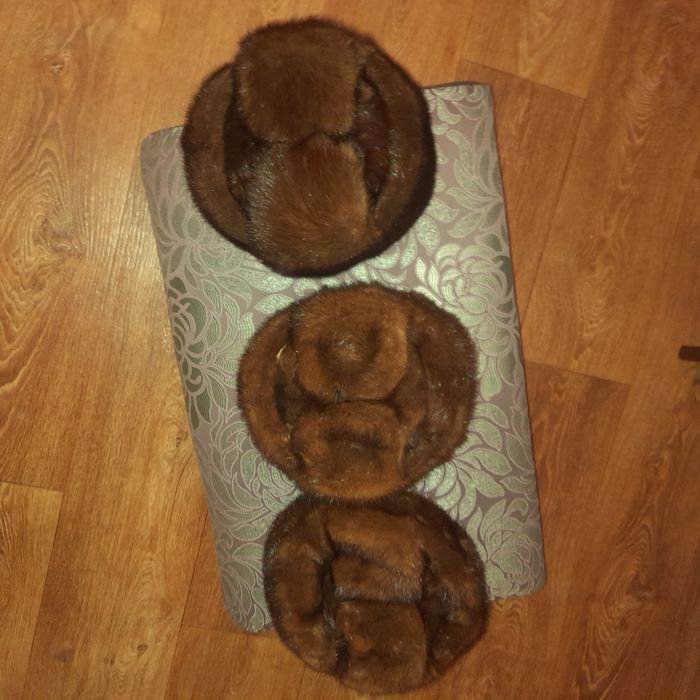 Продам шапки норкові400.250.200грн