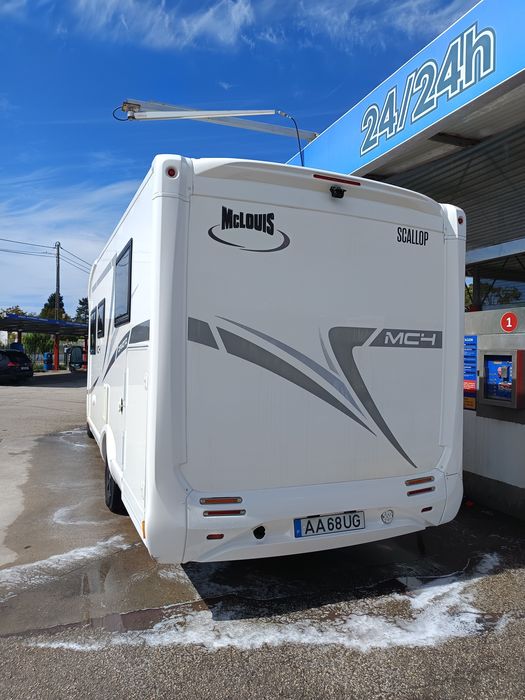 Autocaravana McLouis 80G com apenas 24500 km