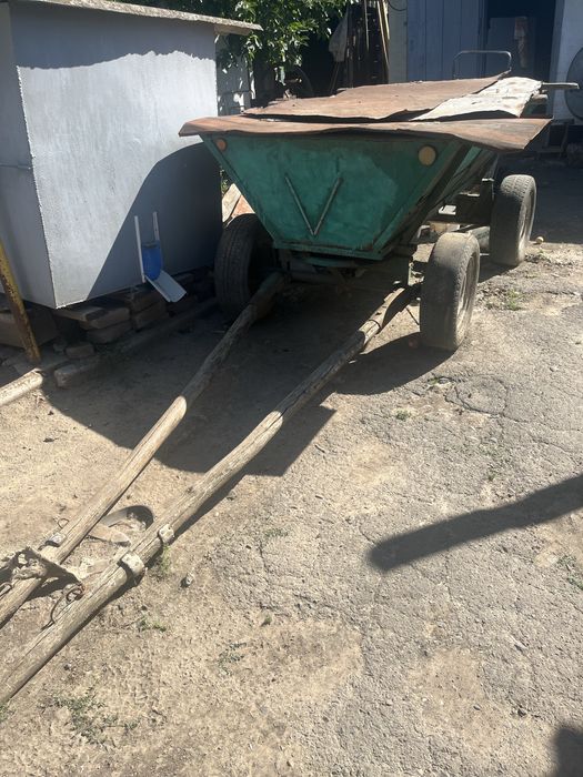Гужовий віз  фіра для коня