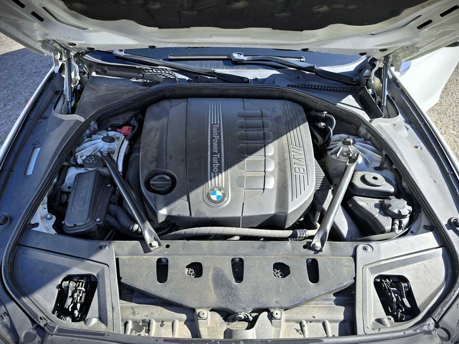BMW 535d Auto Touring Pack M. completa para peças
