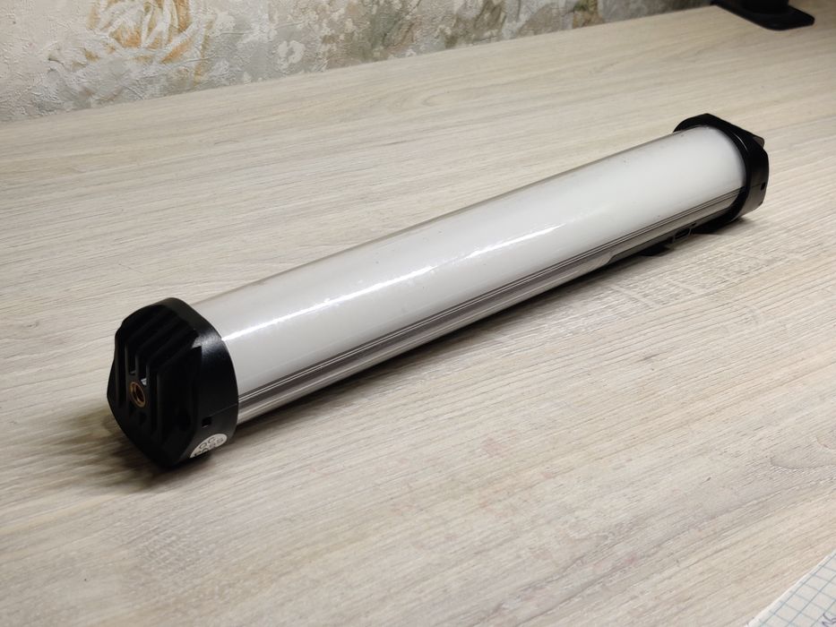 Потужна лампа з модернізованим акумулятором 6600мАч  2 х 18650 3300мАч