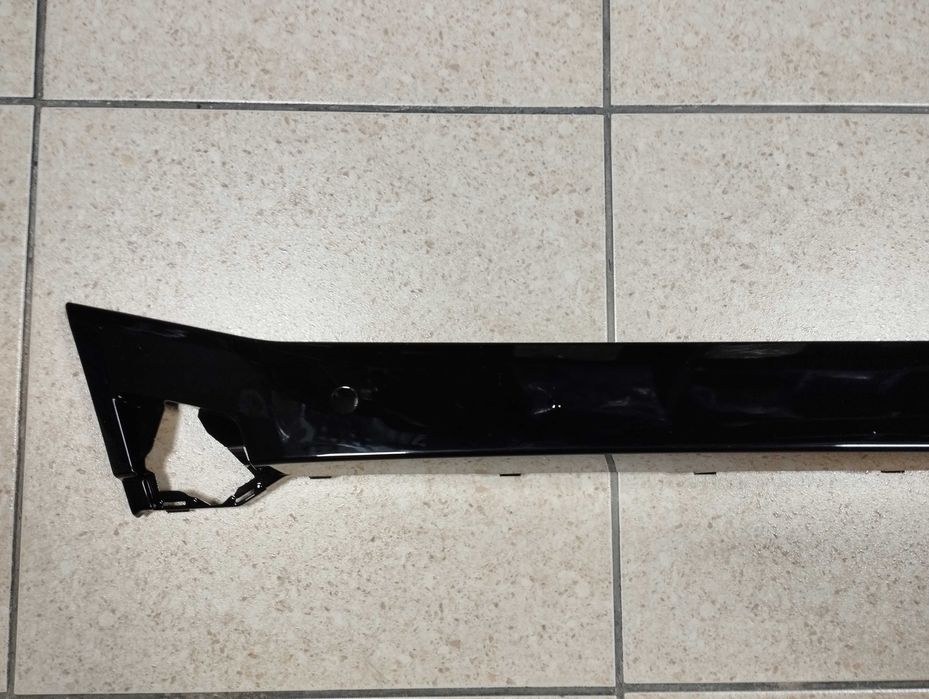 BMW X3 G01 Накладка центр під номер М пакет 51118081059 рестайлінг