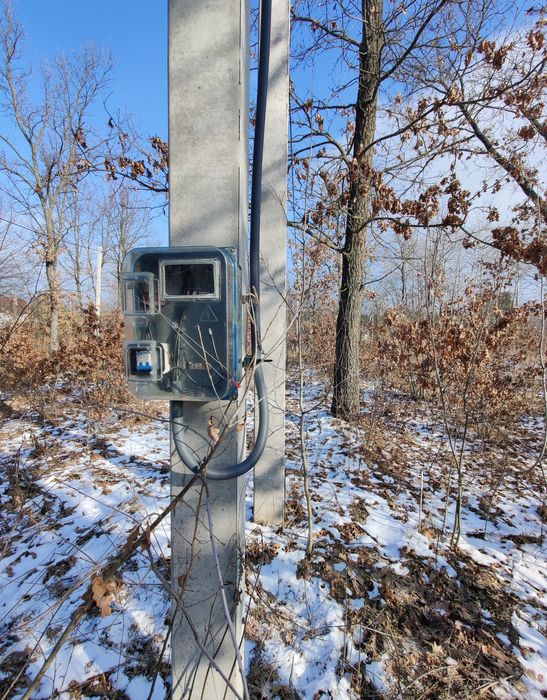 Продам ділянку 12 соток.Електроенергія! 15кВт(3 фази)