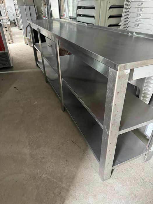 Bancada de apoio em inox