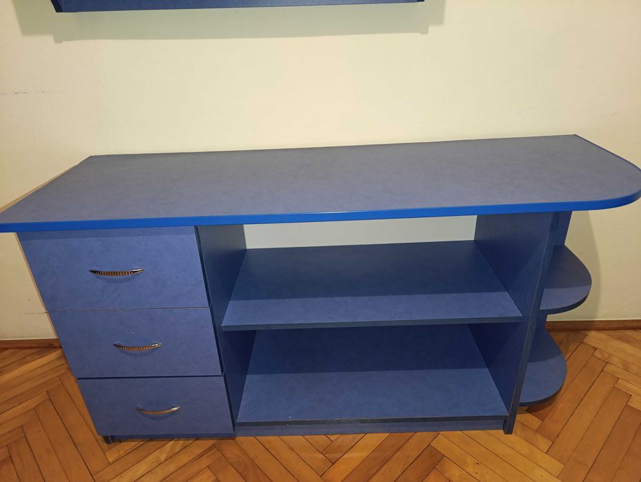 Кухонна мебель, стінка