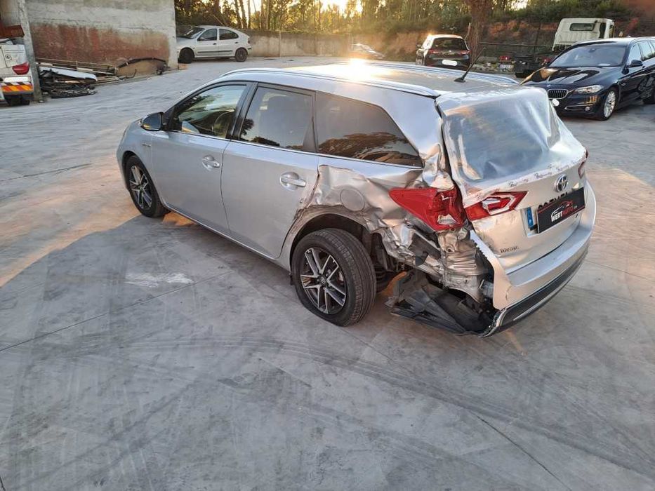 Toyota Auris Touring Sports 1.8 Hybrid, 2015