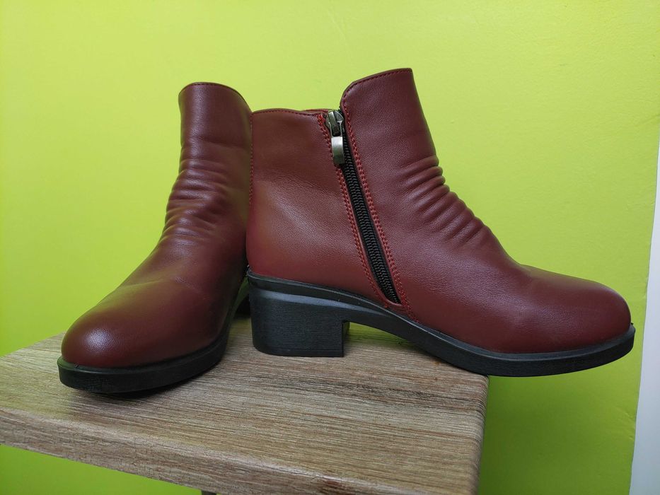 Ботильйони, чобітки жіночі 36 розмір