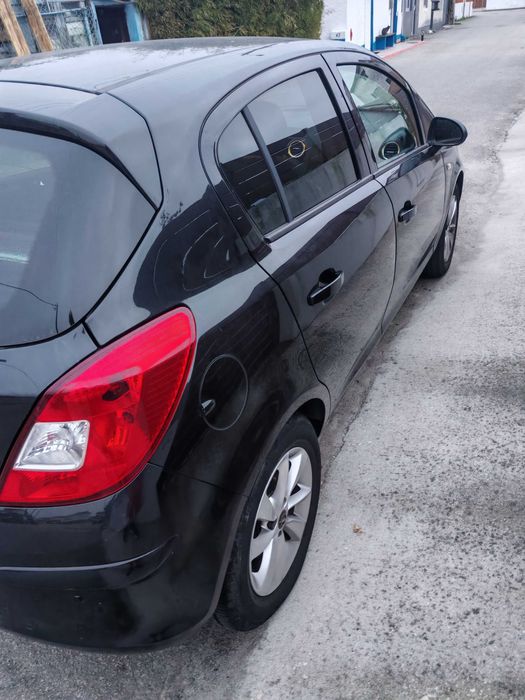 Vende se opel Corsa Caixa Automática!! — photo 2