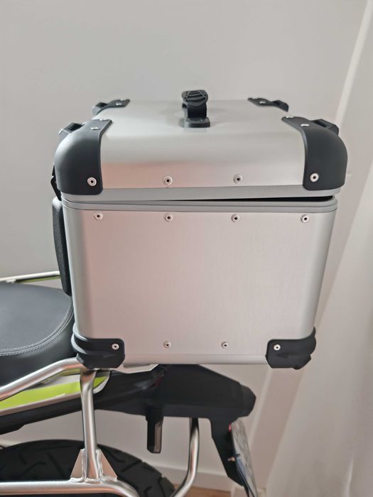 Malas laterais e top case alumínio voge 900 dsx by loboo originais