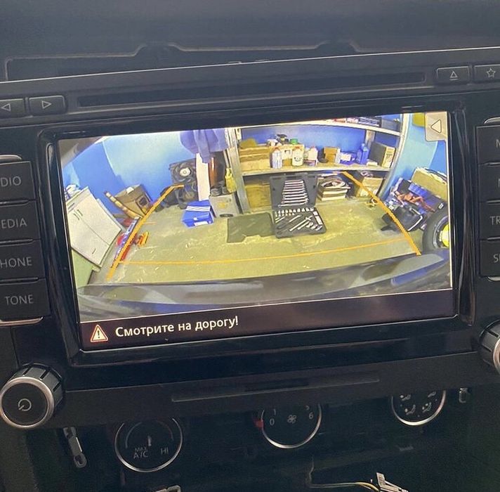 Камера заднего вида Volkswagen для RCD510 RNS510