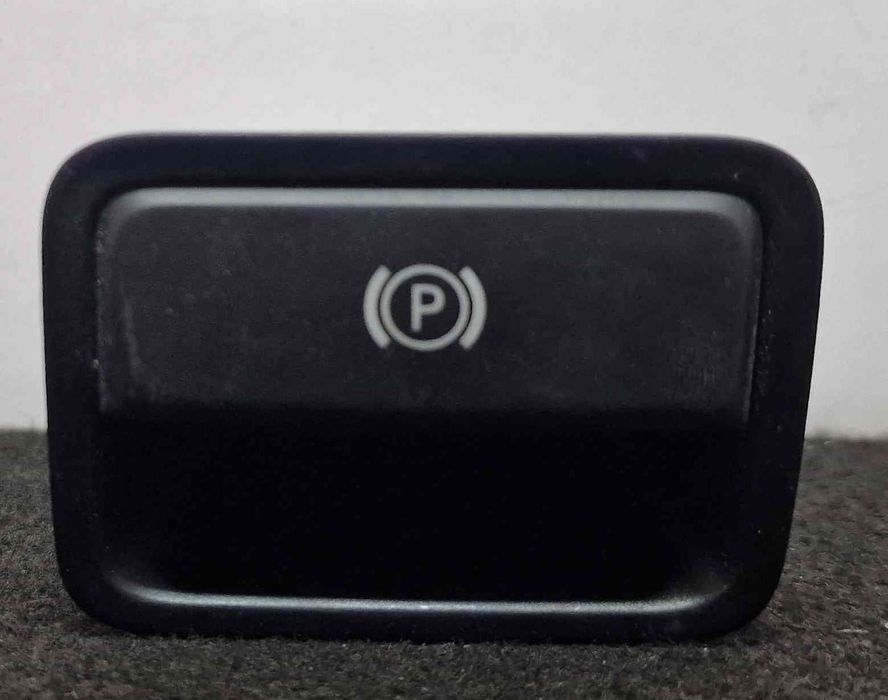 Botão / Interruptor Travão Parque A2469050451 - MERCEDES-BENZ GLA-CLASS