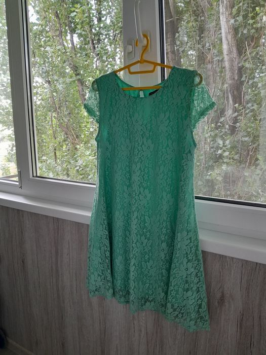 Платье нарядное летнее