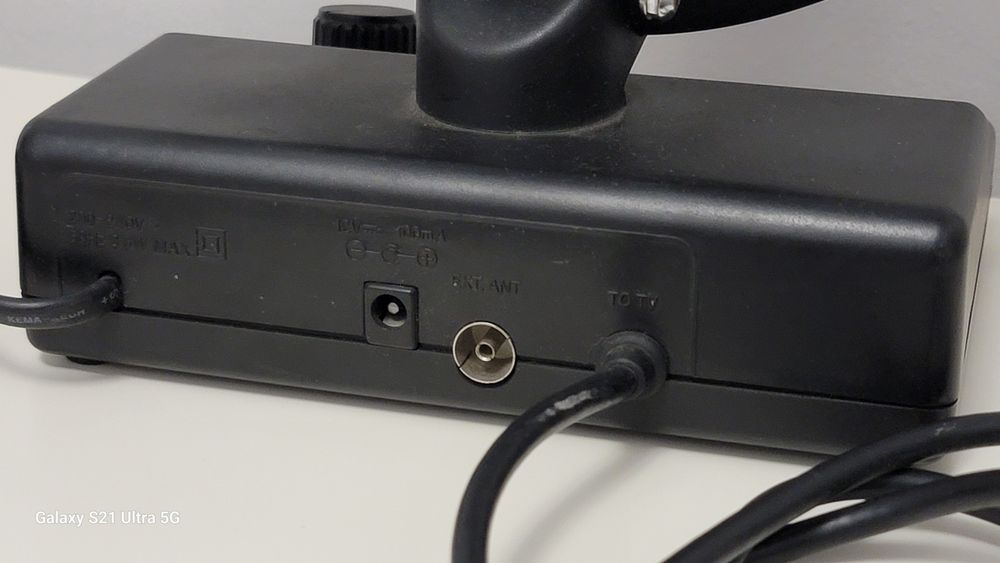 Hama Antena pokojowa DVB-T2 cyfrowa i analogowa do telewizora/radia