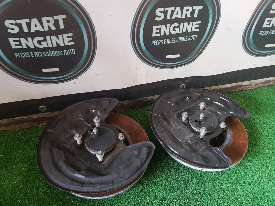 Cubos de roda de tras Mercedes Classe A W177 Classe B W247 CLA W118