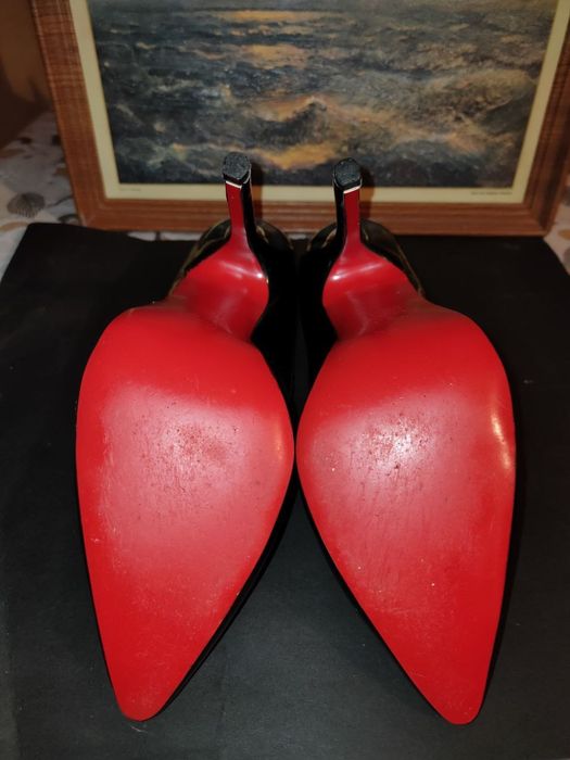 Женские туфли Christian Louboutin