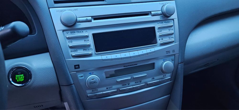 Toyota Camry XLE 2011