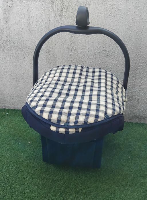 Cadeirinha Chicco Artsana