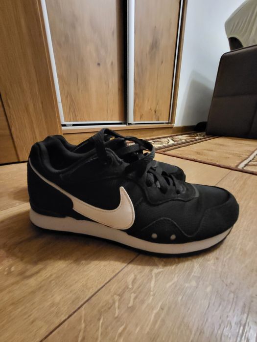 Buty Nike Venture Runner