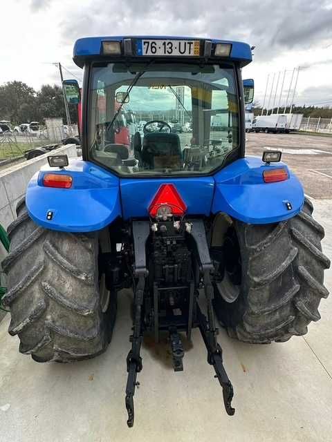 New Holland TG 285