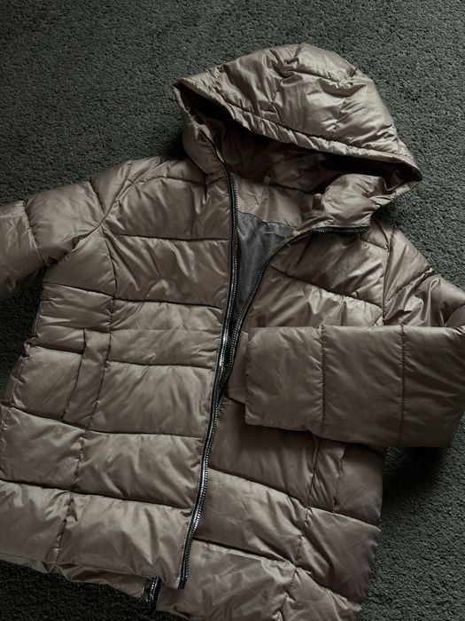 Пуховик Пудровий дуже теплий. курточка