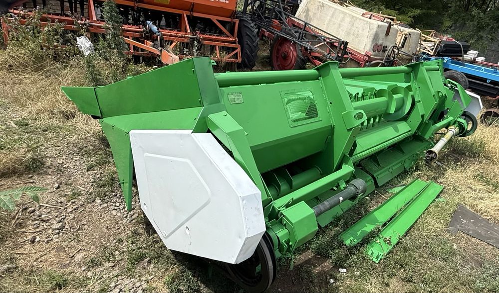 Жатка кукурузна КМС-6 , с подрібнювачем 2012 рік