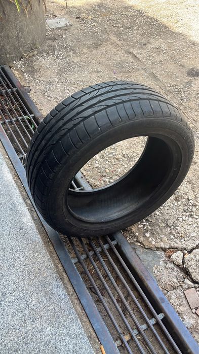 Pneus 205/50/16.