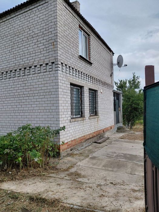 Продам  жилую дачу ( Вольнянский р-н)