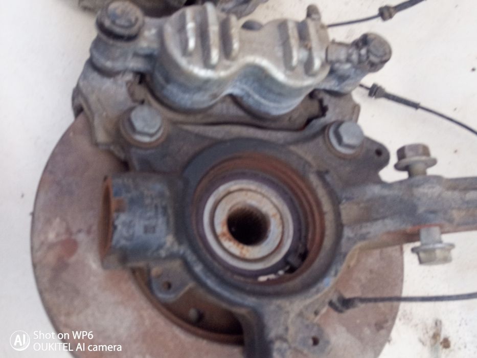 Продам поворотний кулак в зборі до РЕНО МАСТЕР 3