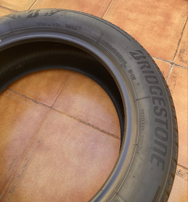 205 55 R16 Bridgestone Turanza 4 Pneus