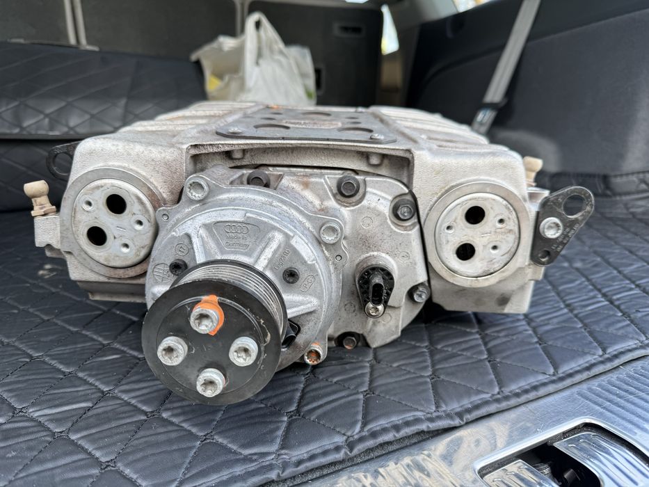 Компресор нагнітач EATON AUDI Q7 4m 2015-2020 3.0 TFSI